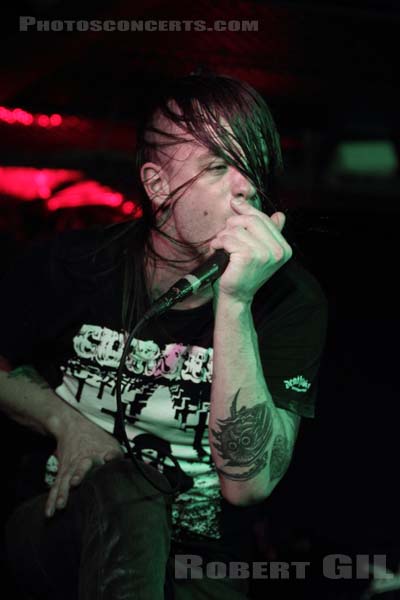 CANCER BATS - 2010-04-18 - PARIS - Batofar - 